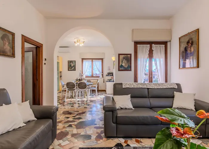 Villa Vittoria By Interhome